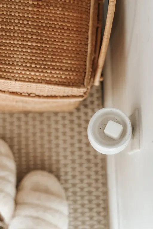 MARÉE CHANDELLE DIFFUSEUR MURAL POUR PASTILLES DES CIRE FARMHOUSE - CRÈME