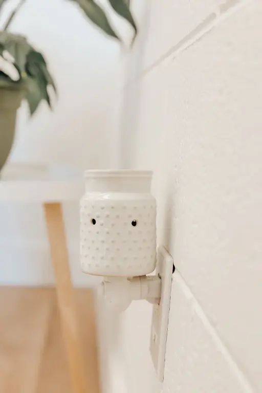 MARÉE CHANDELLE DIFFUSEUR MURAL POUR PASTILLES DES CIRE HOBNAIL - BLANC