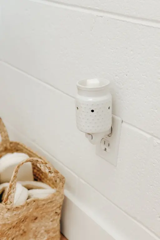 MARÉE CHANDELLE DIFFUSEUR MURAL POUR PASTILLES DES CIRE HOBNAIL - BLANC