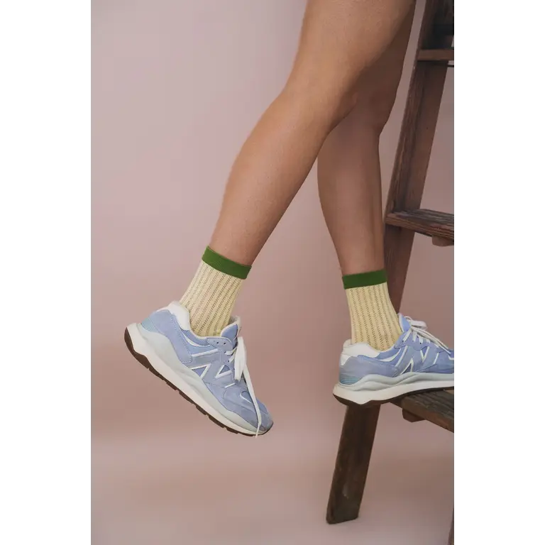 UNIFIED SUNDAYS SOCKS - BUBBLEGUM SOLID