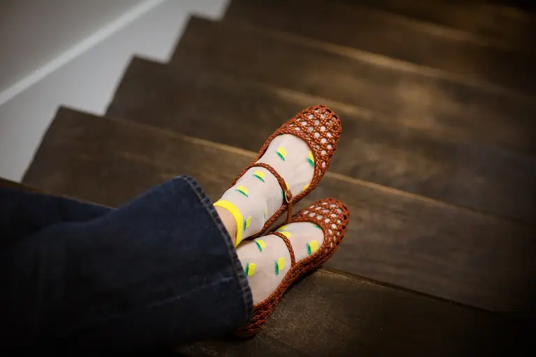 UNIFIED CHAUSSETTES SHEER FRUIT SOCKS - PINEAPPLE
