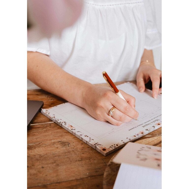 MIMI & AUGUST WEEKLY PLANNER - PETALS