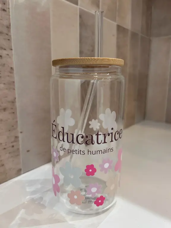 C.C CRÉATIONS BONHEUR CC CRÉATION - TUMBLER EN VERRE16 OZ - ÉDUCATRICE FLEURI