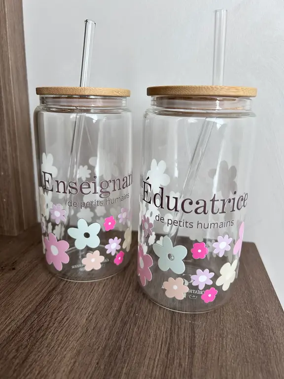 C.C CRÉATIONS BONHEUR CC CRÉATION - TUMBLER EN VERRE16 OZ - ÉDUCATRICE FLEURI