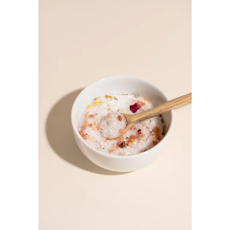 COCO & MOI BATH SALTS - GERANIUM & LAVENDER