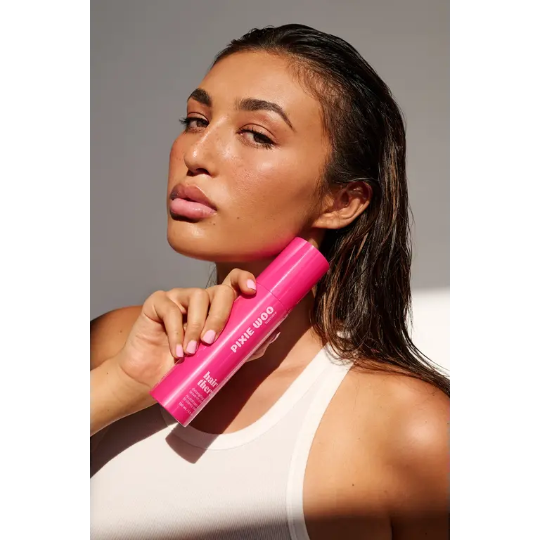 PIXIE WOO REVITALISANT & DÉMÊLANT BRILLANCE SANS RINÇAGE - WARM RASPBERRY