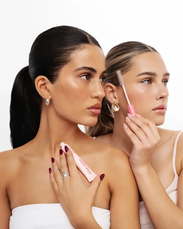 PIXIE WOO GEL COIFFANT & BROSSE INTÉGRÉE