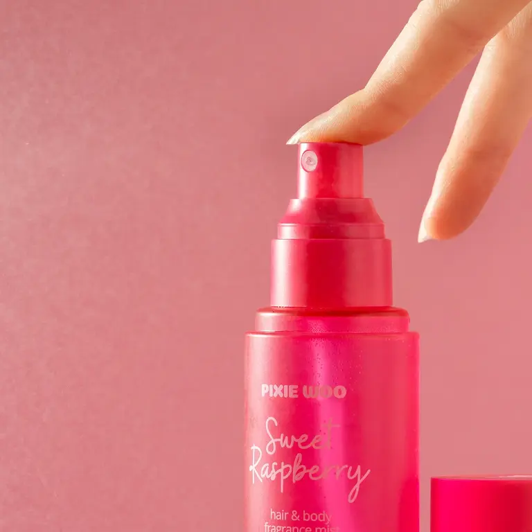 PIXIE WOO BRUME PARFUMÉE POUR LE CORPS & CHEVEUX - SWEET RASPBERRY