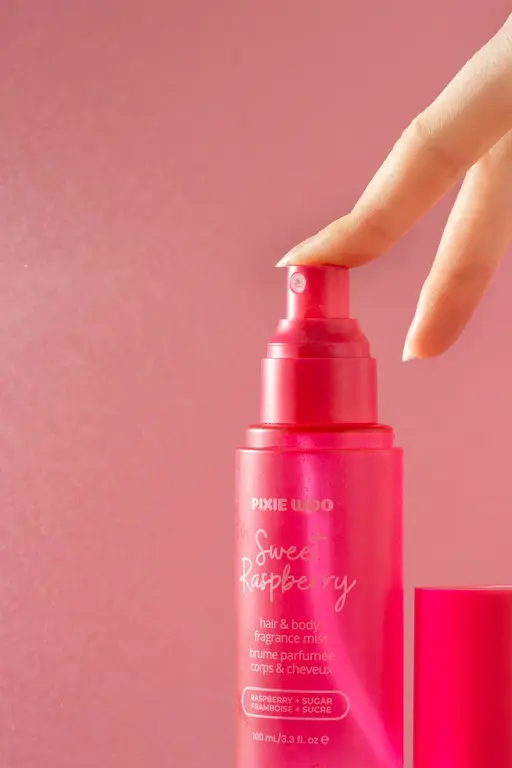 PIXIE WOO BRUME PARFUMÉE POUR LE CORPS & CHEVEUX - SWEET RASPBERRY