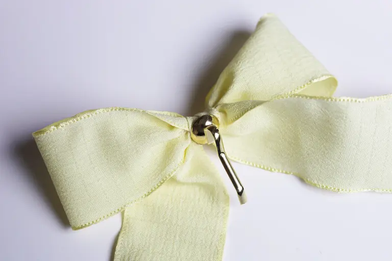 GIBOU BOUCLE RUBAN SUR CROCHET MÉTALLIQUE - BLEU BÉBÉ