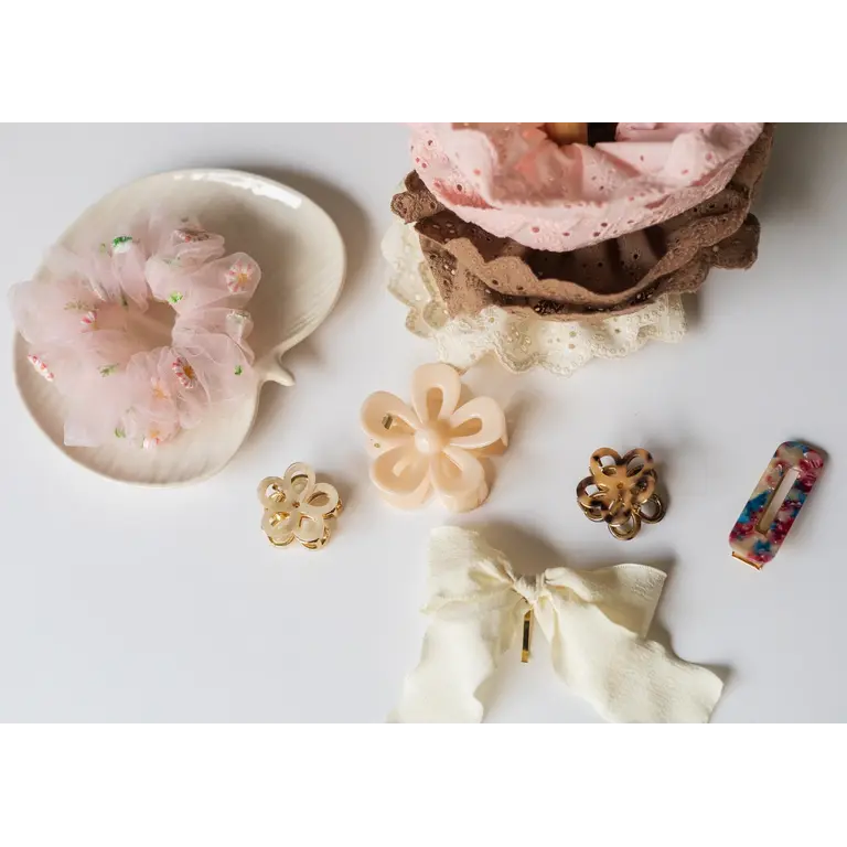 GIBOU CHOUCHOU EN CRINOLINE AVEC FLEURS BRODÉES - BLANC