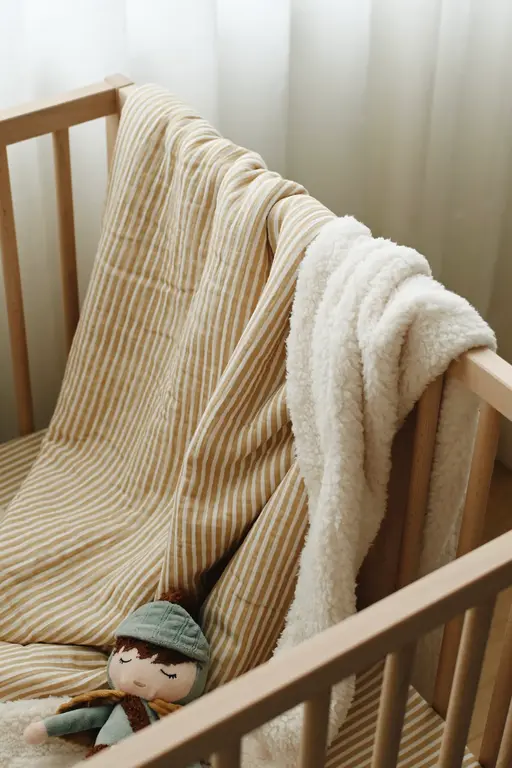 MINIKA COUVERTURE MOUSSELINE ET SHERPA - STRIPE BEIGE