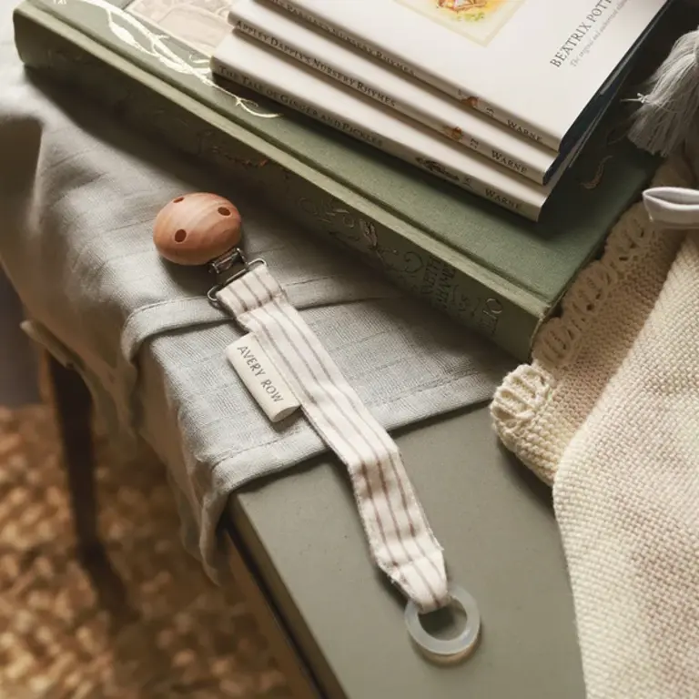 AVERY ROW ATTACHE-SUCE - RAYURES