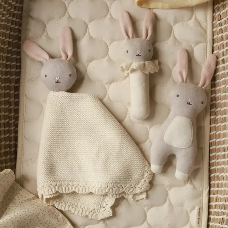 AVERY ROW DOUDOU RÉCONFORT EN TRICOT - LAPIN