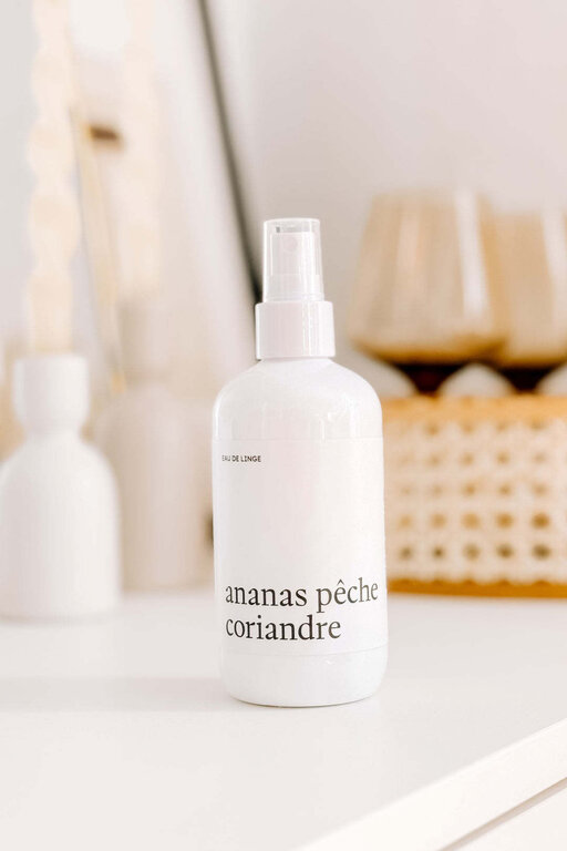 MARÉE CHANDELLE EAU DE LINGE - ANANAS, PÊCHE ET CORIANDRE