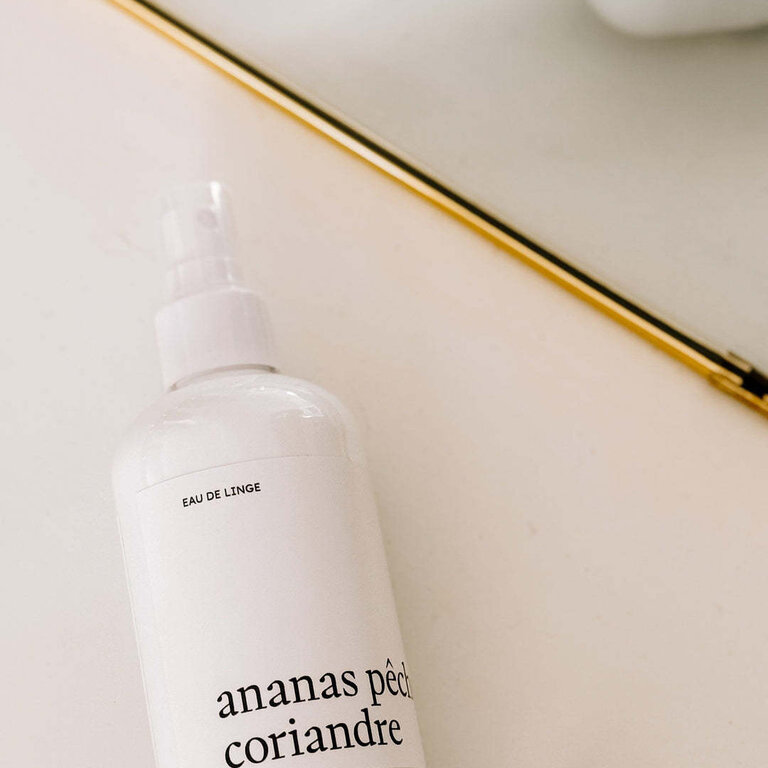 MARÉE CHANDELLE EAU DE LINGE - ANANAS, PÊCHE ET CORIANDRE