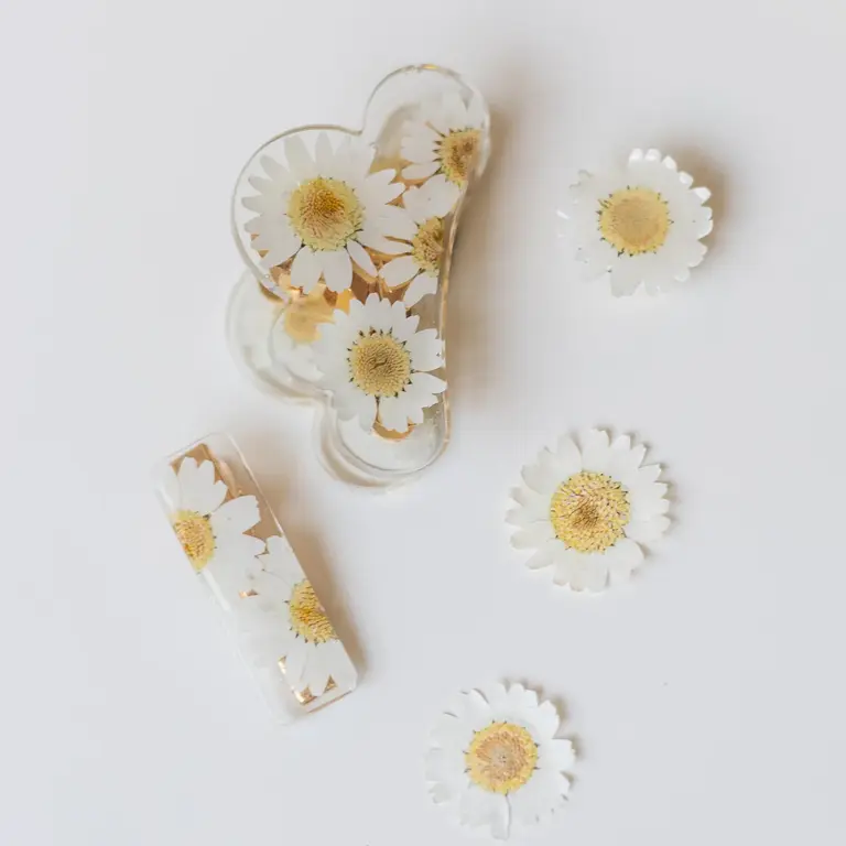 GIBOU BARRETTE DROITE AVEC FLEURS SÉCHÉES - MARGUERITE
