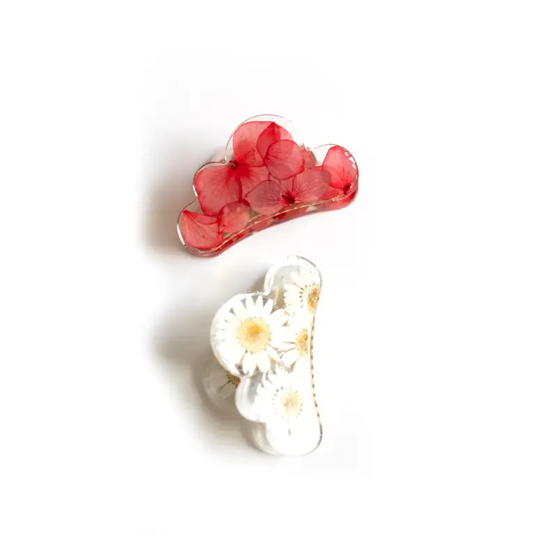 GIBOU CLOUD HAIR CLIP WITH DRIED FLOWERS - RED FLOWER