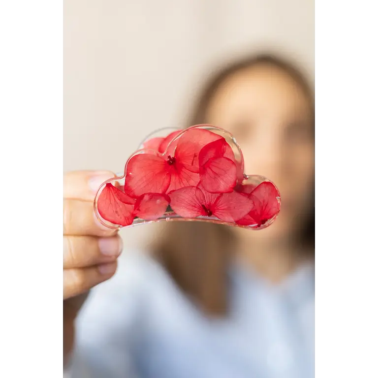 GIBOU CLOUD HAIR CLIP WITH DRIED FLOWERS - RED FLOWER