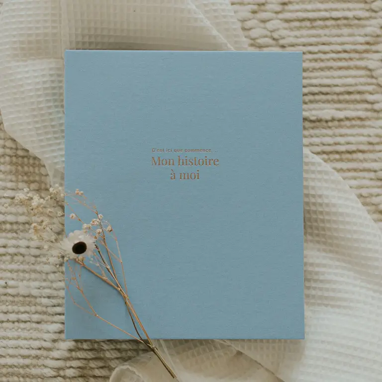 LE PETIT TABLEAU NOIR BABY BOOK - BLUE