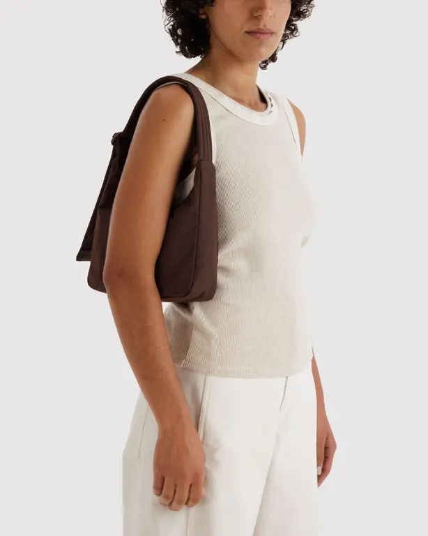 BAGGU MINI SAC À ÉPAULE EN NYLON - CAFÉ