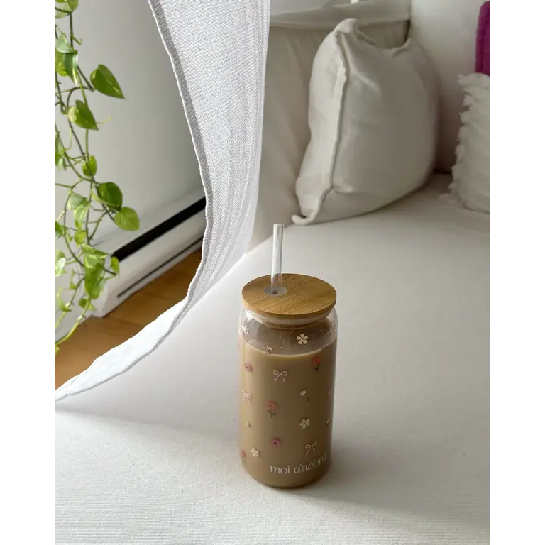 MOI D'ABORD TUMBLER EN VERRE - FLEURS & BOUCLES