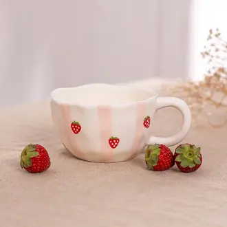 MOI D'ABORD TASSE - RAYURES DE FRAISES