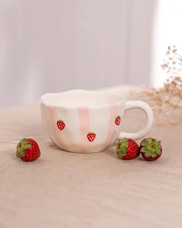 MOI D'ABORD TASSE - RAYURES DE FRAISES