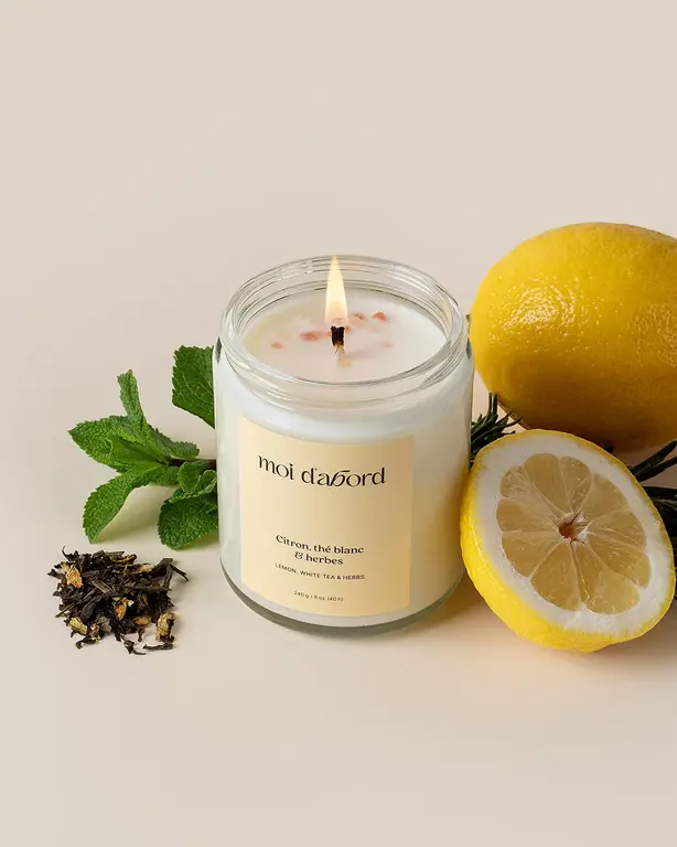 MOI D'ABORD BOUGIE DE SOJA - CITRON, THÉ BLANC & HERBES