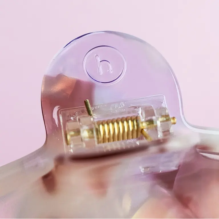 HORACE AGATHA HAIR CLAW CLIP - PEARL VIOLET