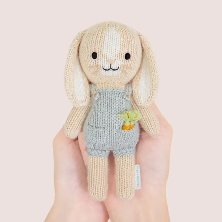 CUDDLE + KIND PELUCHE AVEC BOÎTE HENRY LE LAPIN - TINY 6''