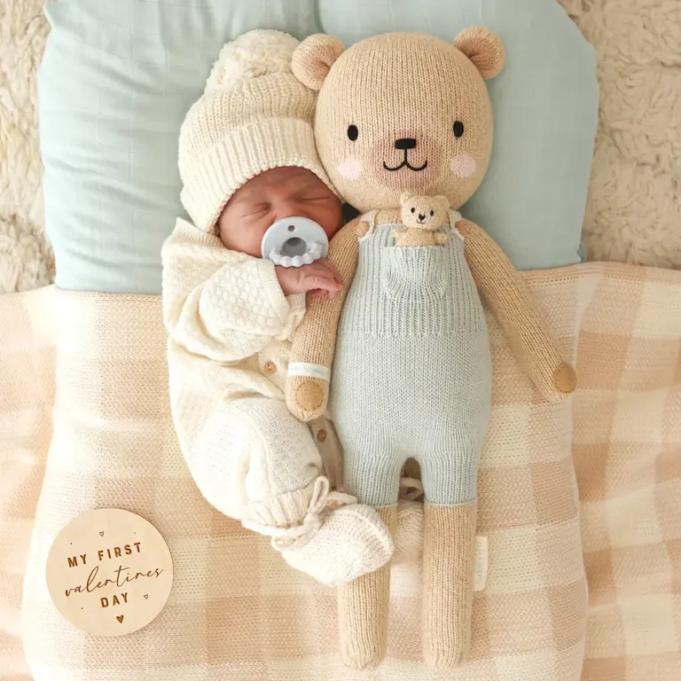 CUDDLE + KIND PELUCHE ALEXANDER L'OURS MIEL - LITTLE 13''