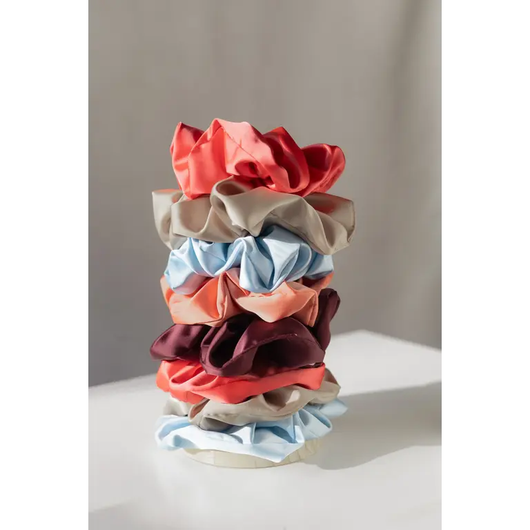 GIBOU LARGE SATIN SCRUNCHIE - CHAMPAGNE
