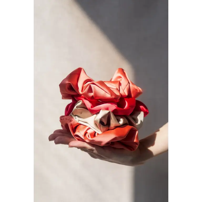 GIBOU CHOUCHOU LARGE EN SATIN - CANYON ROUGE