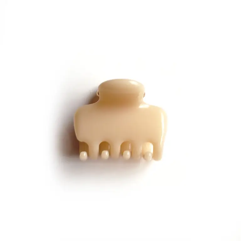 GIBOU SMALL GEL-EFFECT HAIR CLIP -  CREAM