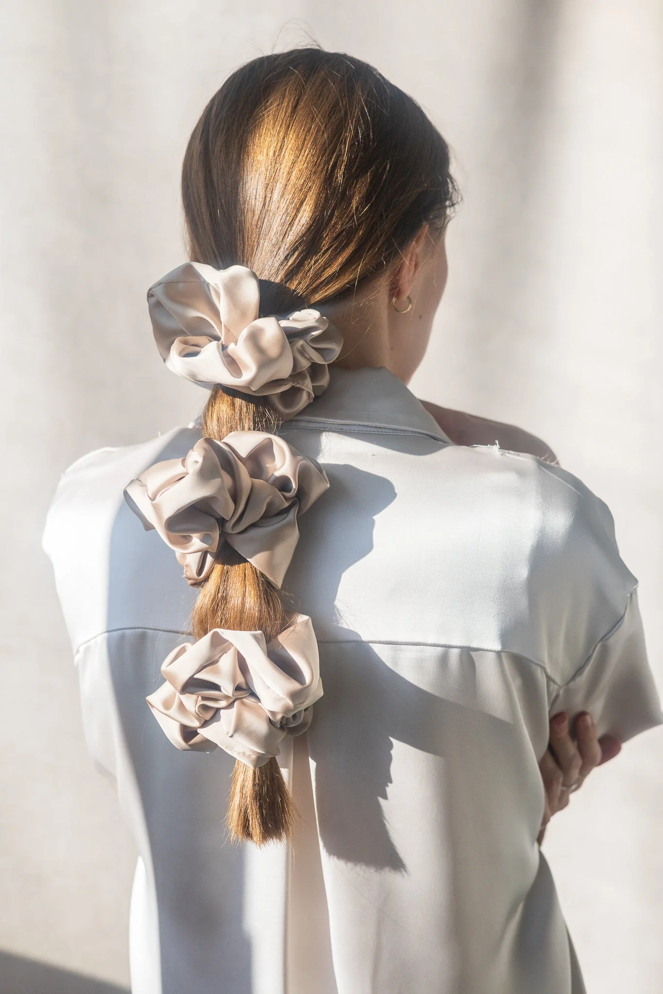 https://www.boutiquepatatietpatata.com/search/CHOUCHOU+LARGE+EN+SATIN/