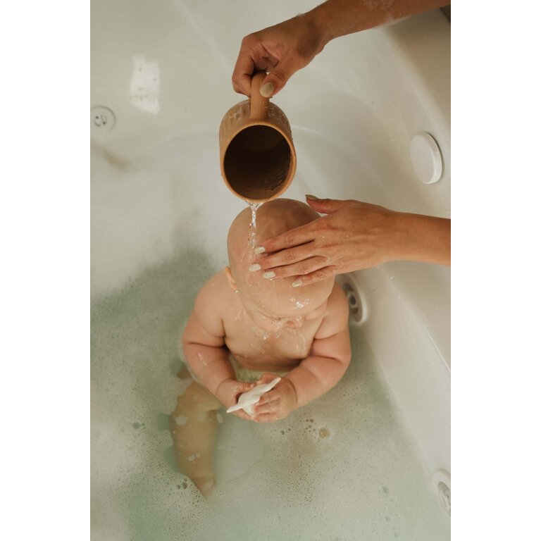 MINIKA MINIKA - TASSE DE RINÇAGE POUR LE BAIN - SHELL
