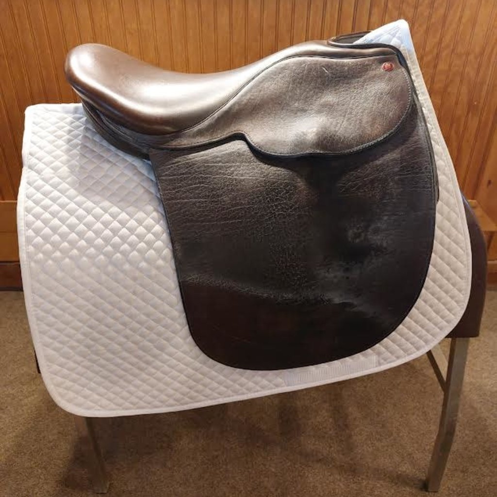 LOVETTS AND RICKETTS Used T372 Lovetts and Ricketts Saddle Seat Saddle 20"MW