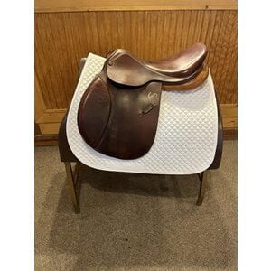 Used Pessoa Jump Saddle 17" M