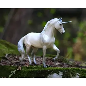 Breyer Breyer - Lysander (Retired)