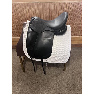 Used Hulsebos WB4 Dressage 17.5" MW