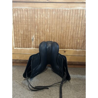 Used Odyssey Veshan 17.5"