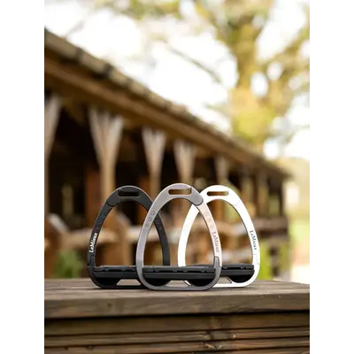 LeMieux LeMieux Junior Vector Balance Stirrup