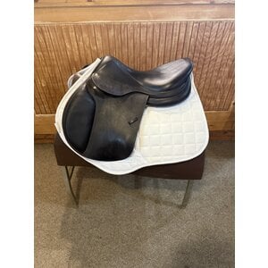Used Devoucoux Biarritz Saddle 17.5"