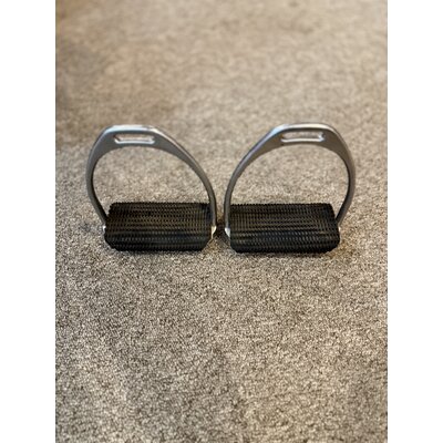 Used Devoucoux Biarritz Saddle 17.5"