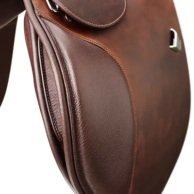 Bates Bates Caprilli Close Contact