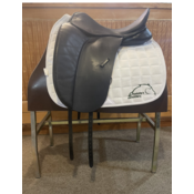 Used 17.5" Kentaur Dressage Medea