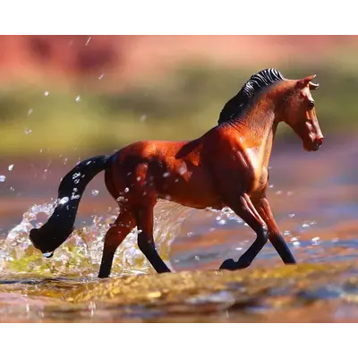 Breyer Breyer Collectable - Thoroughbred Mare Bay