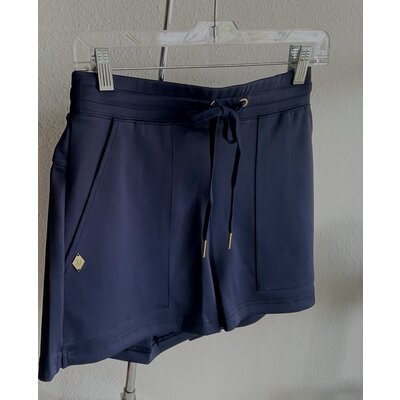 70 Degrees 70° The Everything Short