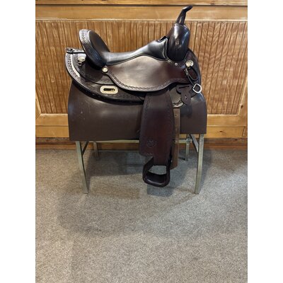 Used 17" Regular Circle Y  Oasis Arab Flex-Lite-Diamond